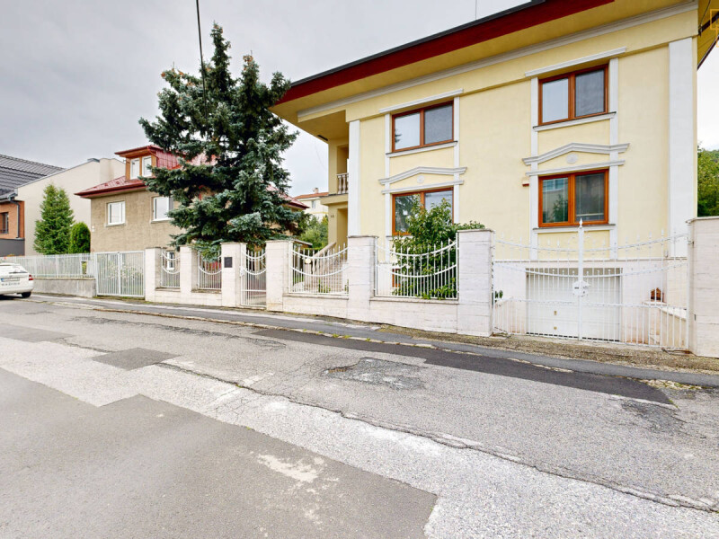 Exteriér