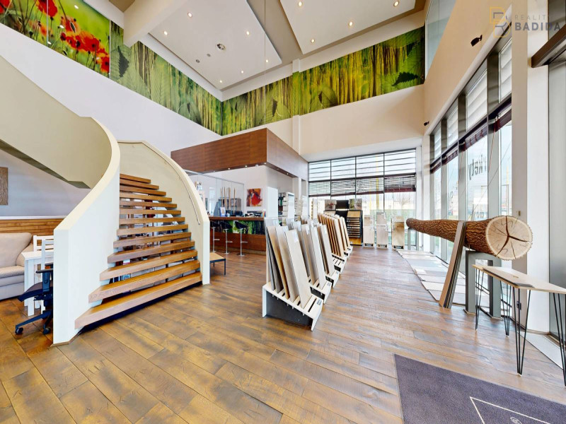 SHOWROOM - PRÍZEMIE