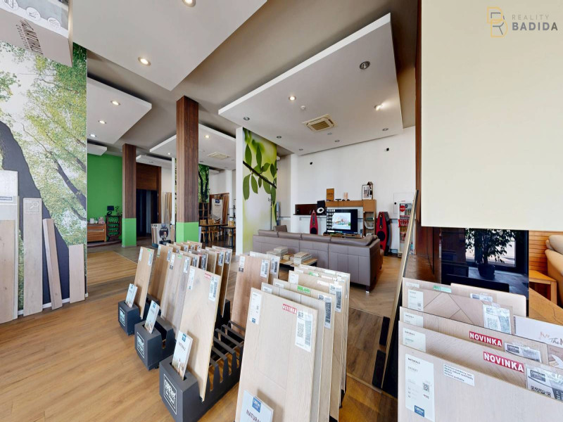 SHOWROOM - PRÍZEMIE