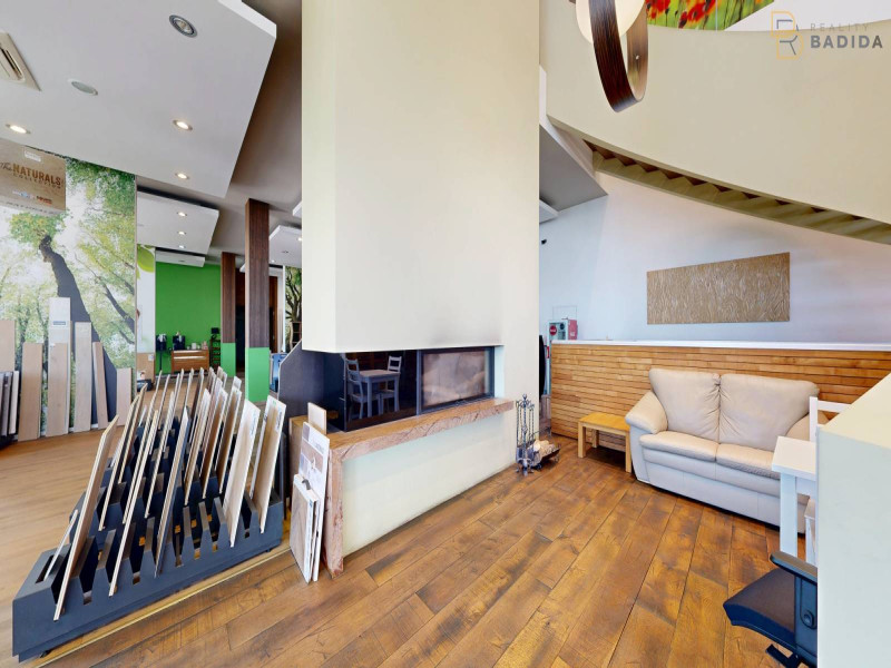 SHOWROOM - PRÍZEMIE