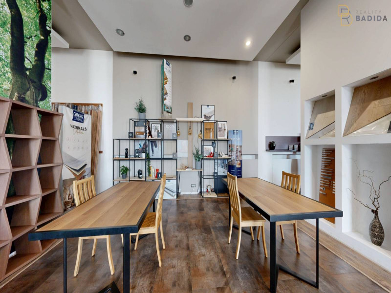 SHOWROOM - PRÍZEMIE