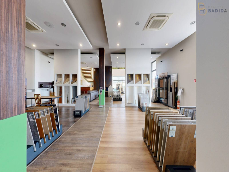 SHOWROOM - PRÍZEMIE