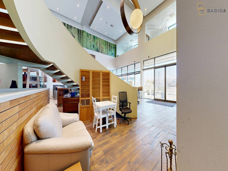 SHOWROOM - PRÍZEMIE