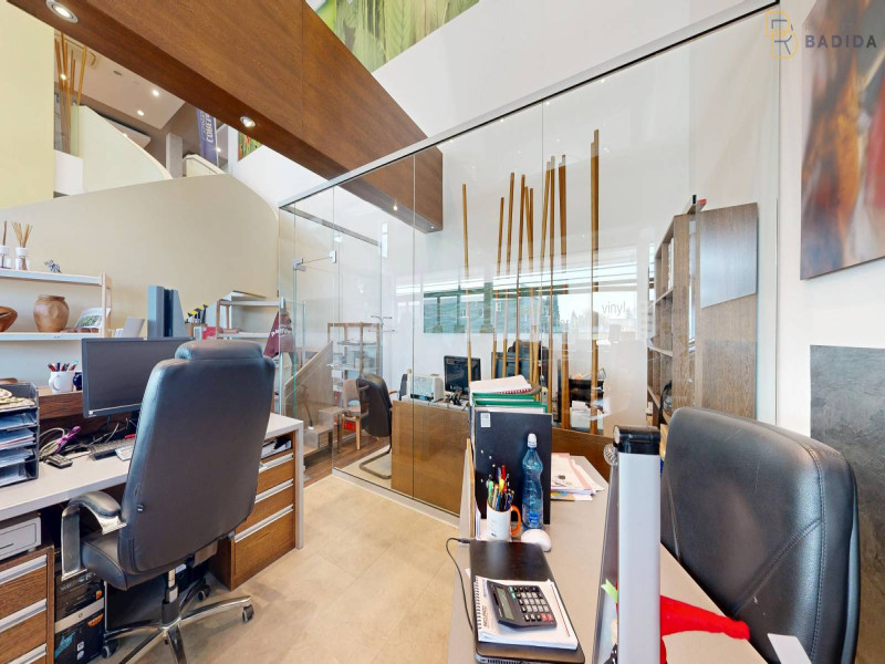SHOWROOM - ZÁZEMIE