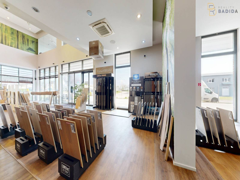 SHOWROOM - PRÍZEMIE