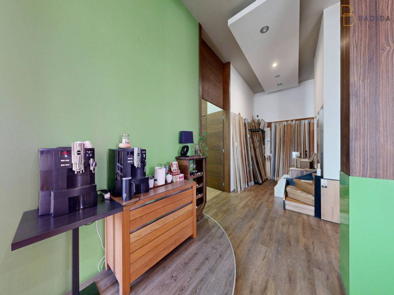SHOWROOM - PRÍZEMIE