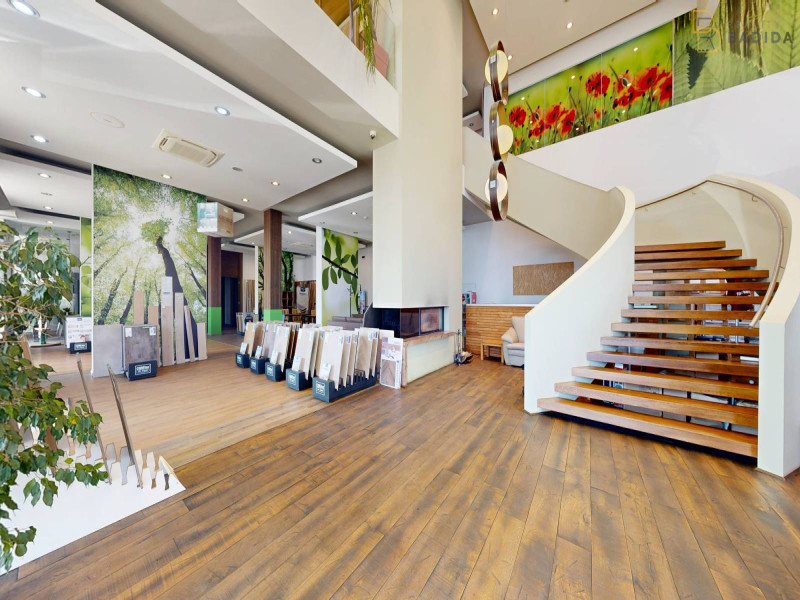 SHOWROOM - PRÍZEMIE