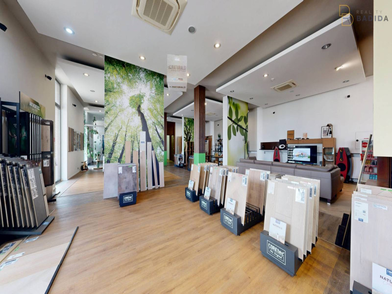 SHOWROOM - PRÍZEMIE