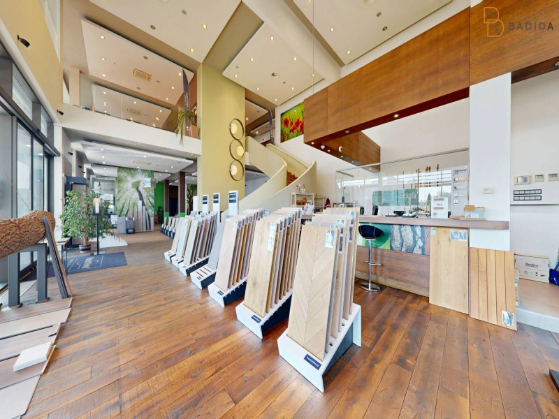 SHOWROOM - PRÍZEMIE